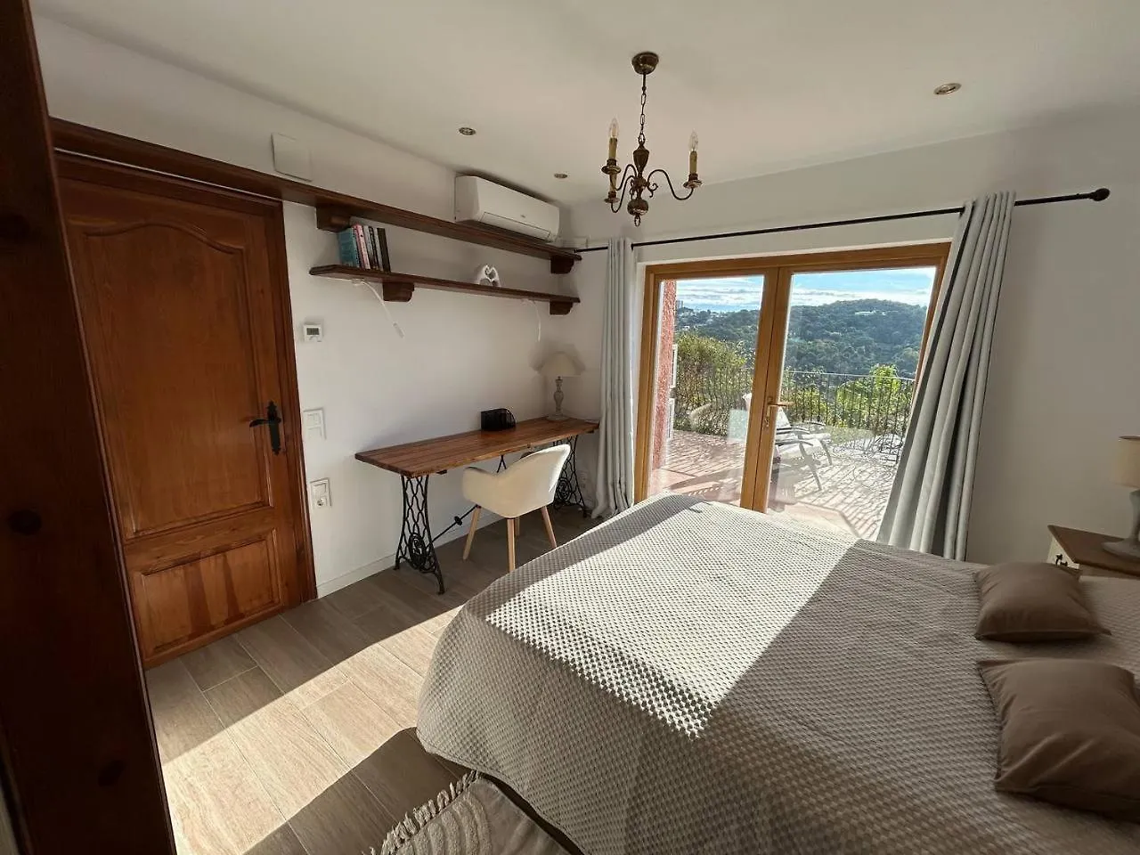 Villa Caprice 료렛 드 마르